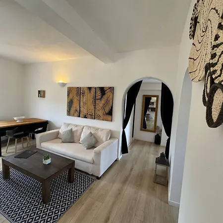 Le Lanterne Hotel apartamentowy 3*