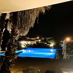 Le Lanterne بانتيليريا