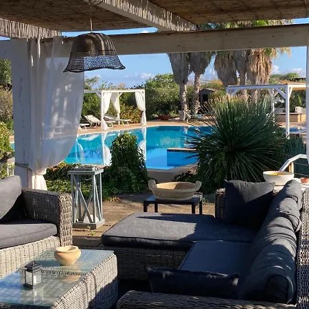 Le Lanterne 3* Pantelleria