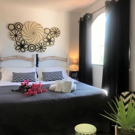 Le Lanterne Aparthotel Pantelleria