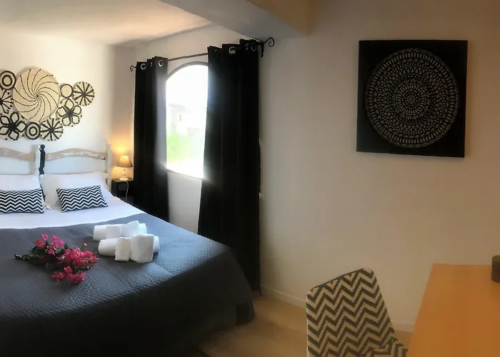 Le Lanterne Aparthotel Pantelleria